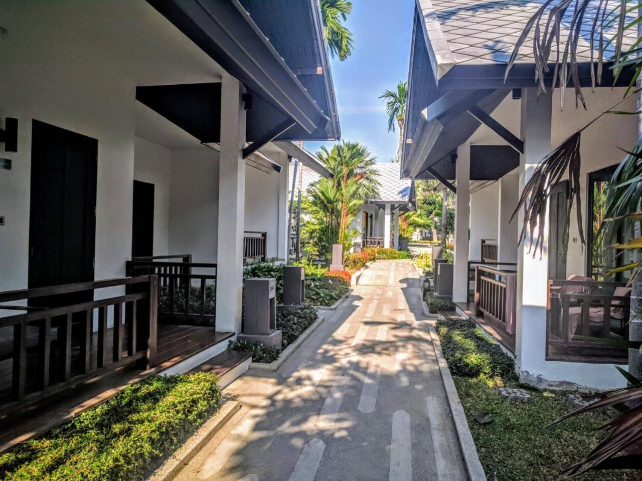 Long Beach Garden Hotel & Pavilions Pattaya Bagian luar foto