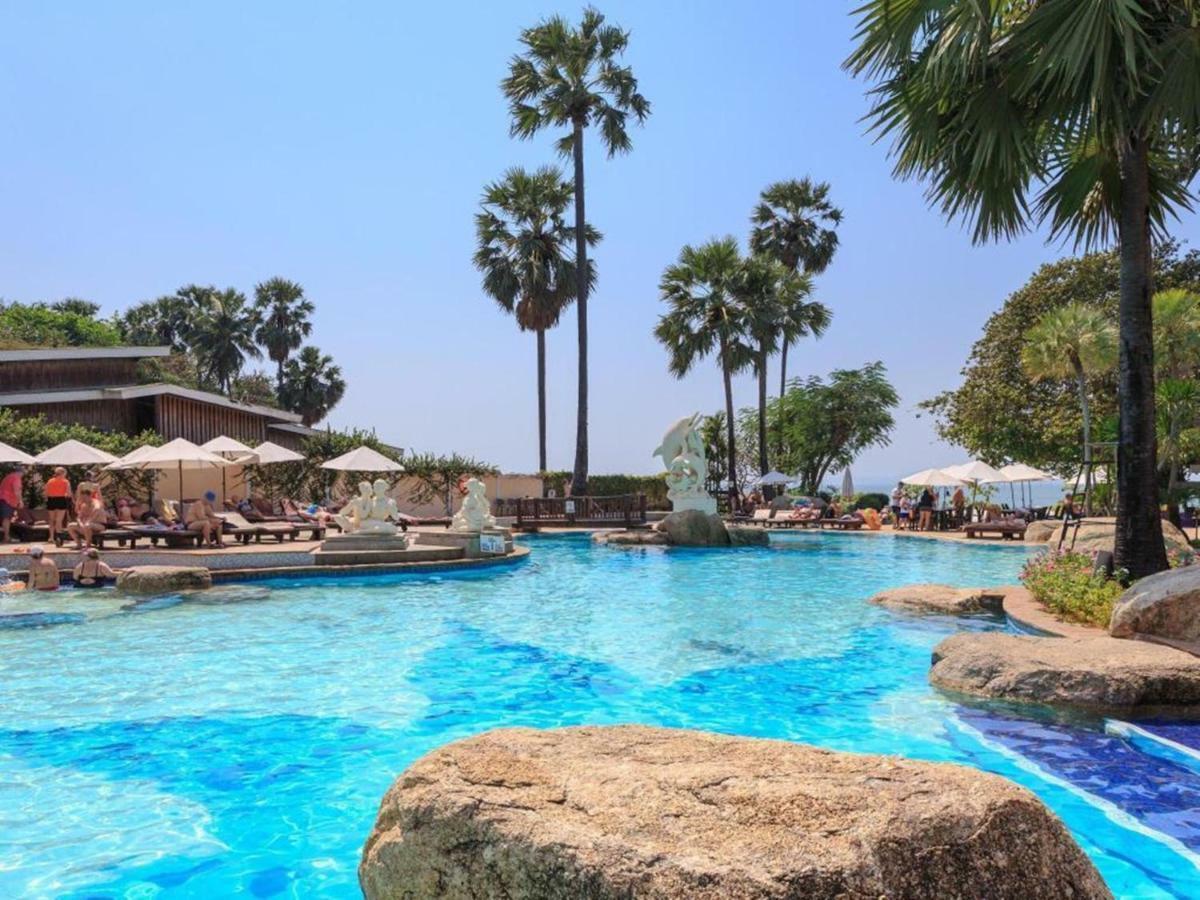 Long Beach Garden Hotel & Pavilions Pattaya Bagian luar foto