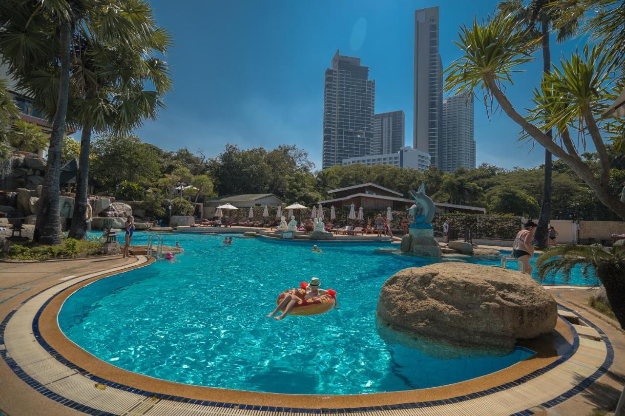 Long Beach Garden Hotel & Pavilions Pattaya Bagian luar foto